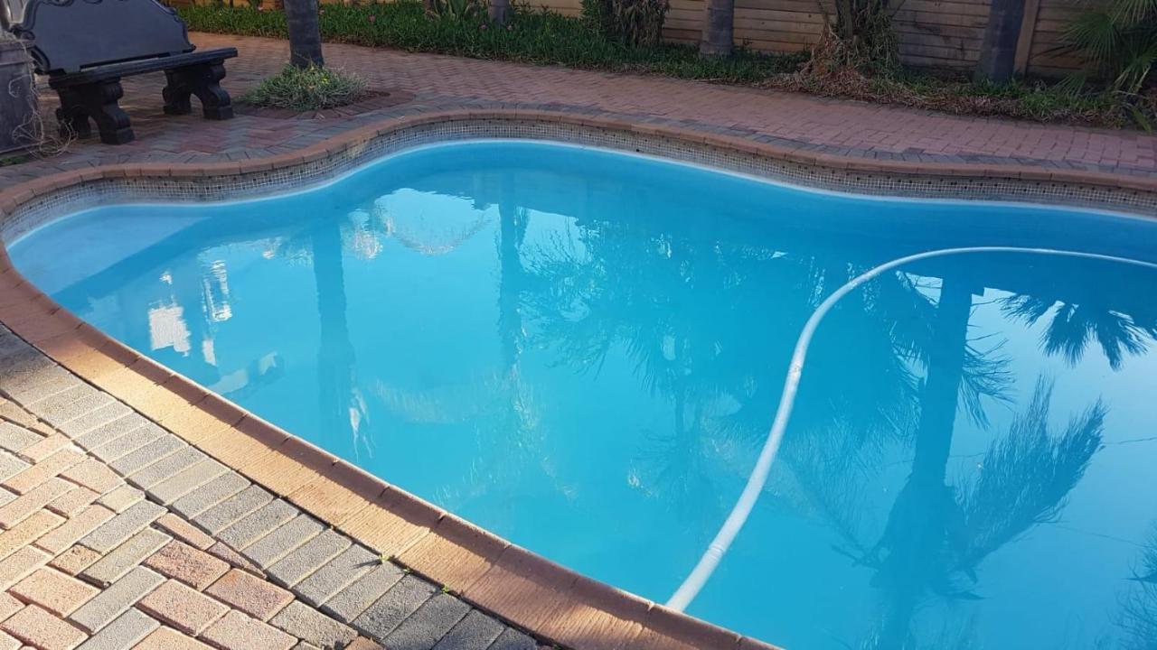 פריס Nkwasi Lodge מראה חיצוני תמונה