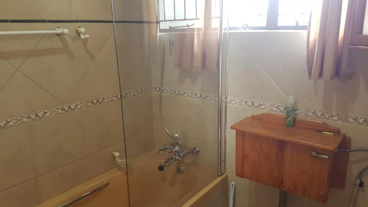 פריס Nkwasi Lodge מראה חיצוני תמונה
