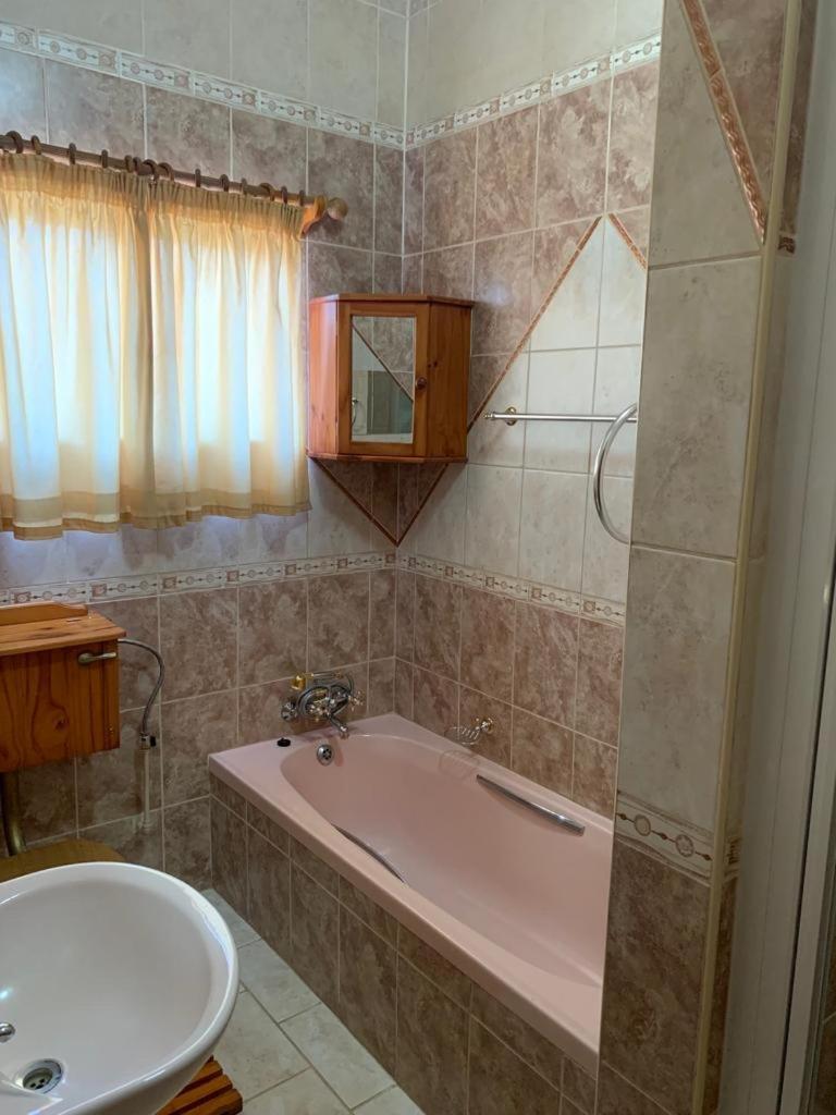 פריס Nkwasi Lodge מראה חיצוני תמונה