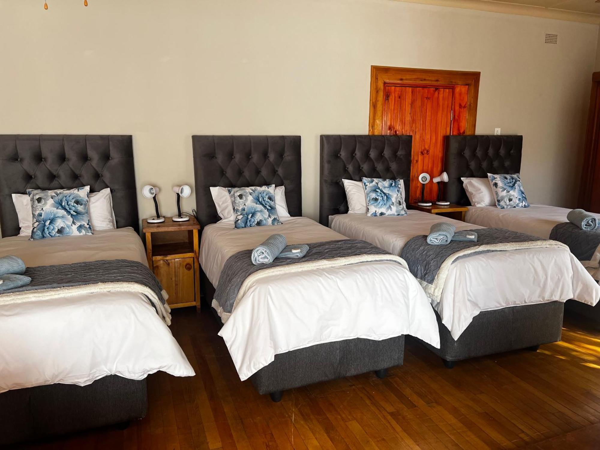 פריס Nkwasi Lodge מראה חיצוני תמונה